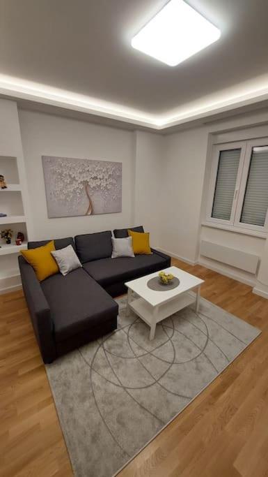 Apartment Green Lux Belgrado Buitenkant foto